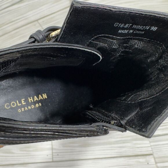 COLE HAAN CHUNKY HEEL LEATHER ANKLE BOOTIE SZ 9 - Picture 7 of 12